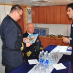 Sprejem na slovenski vojaški ladji Triglav 11 s strani poveljnika 430. mornariškega diviziona Slovenske vojske in kapitana bojne ladje Roman Anžič Deklaracija o načelih strpnosti Eksena